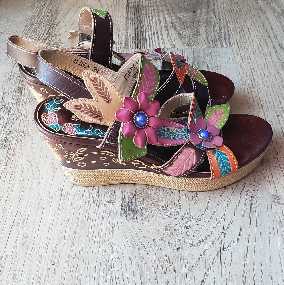 Spring Step Leather Platform